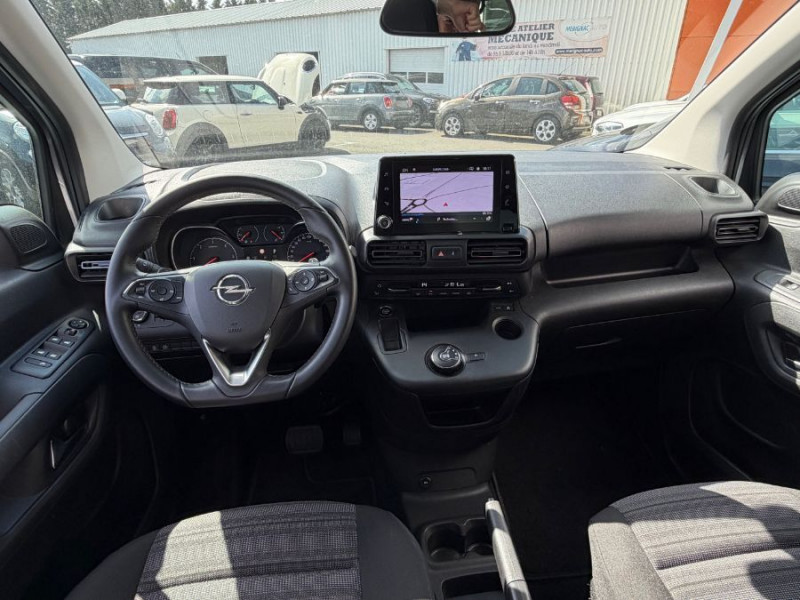 Photo 18 de l'offre de OPEL COMBO LIFE 1.5 DIESEL 130 EAT8 Equipé TPMR Nbses Options à 31900€ chez Mérignac auto