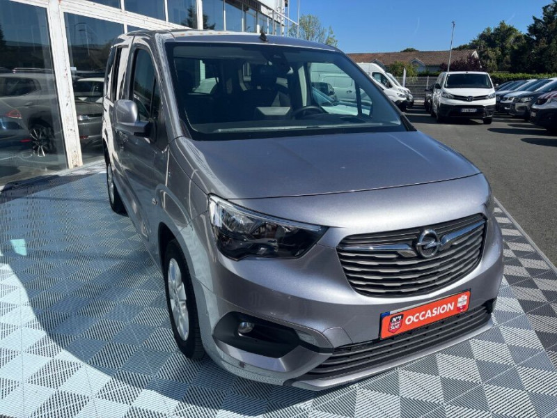 Photo 13 de l'offre de OPEL COMBO LIFE 1.5 DIESEL 130 EAT8 Equipé TPMR Nbses Options à 31900€ chez Mérignac auto