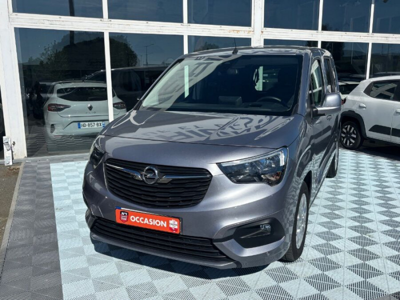 Photo 1 de l'offre de OPEL COMBO LIFE 1.5 DIESEL 130 EAT8 Equipé TPMR Nbses Options à 31900€ chez Mérignac auto