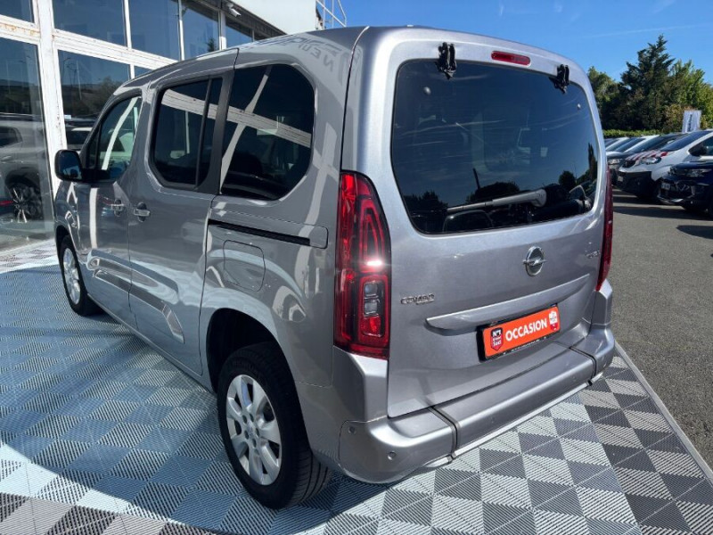 Photo 17 de l'offre de OPEL COMBO LIFE 1.5 DIESEL 130 EAT8 Equipé TPMR Nbses Options à 31900€ chez Mérignac auto