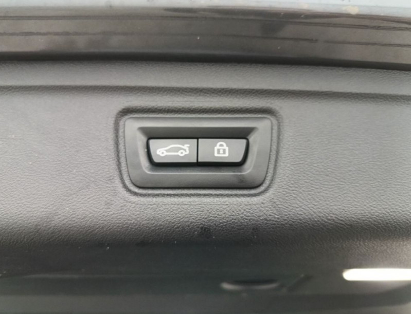Photo 12 de l'offre de BMW SERIE 3 TOURING (G20) 320DA 163 BVA8 PACK CUIR Sport TOE JA18 1ère Main à 29450€ chez Mérignac auto