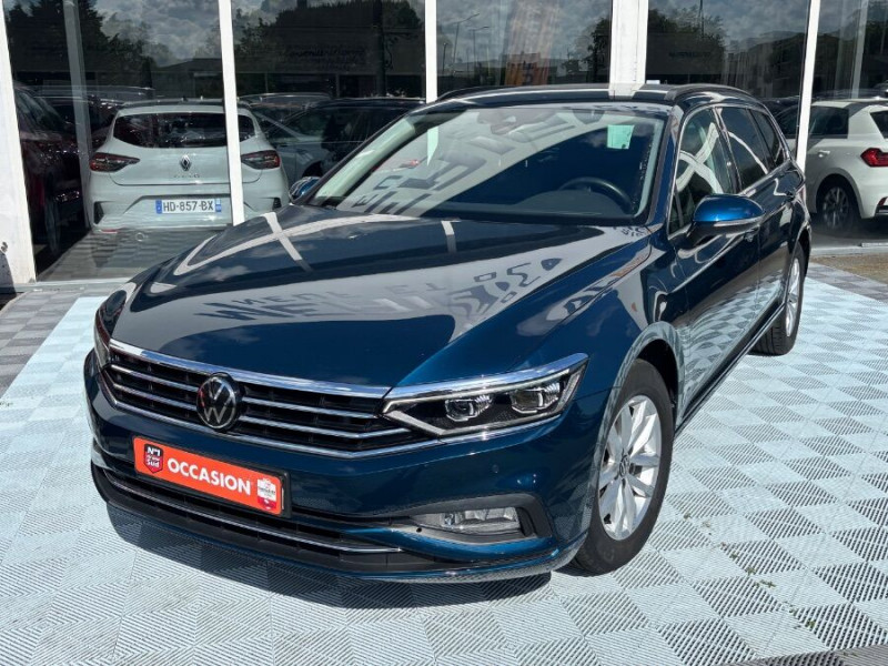 Volkswagen PASSAT SW VIII 1.5 TSI 150 DSG7 STYLE BUSINESS CUIR GPS ACC Hayon EL. 1ère Main ESSENCE BLEU AQUAMARINE METAL Occasion à vendre