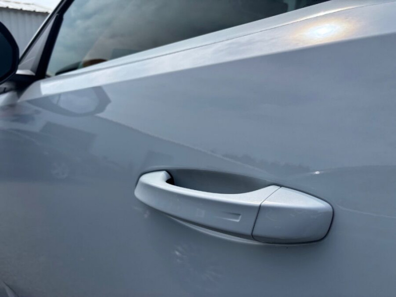 Photo 37 de l'offre de PEUGEOT 3008 HYBRID 145 e-DCS6 GT Hayon Elect. LED Pixel SC à 32950€ chez Mérignac auto
