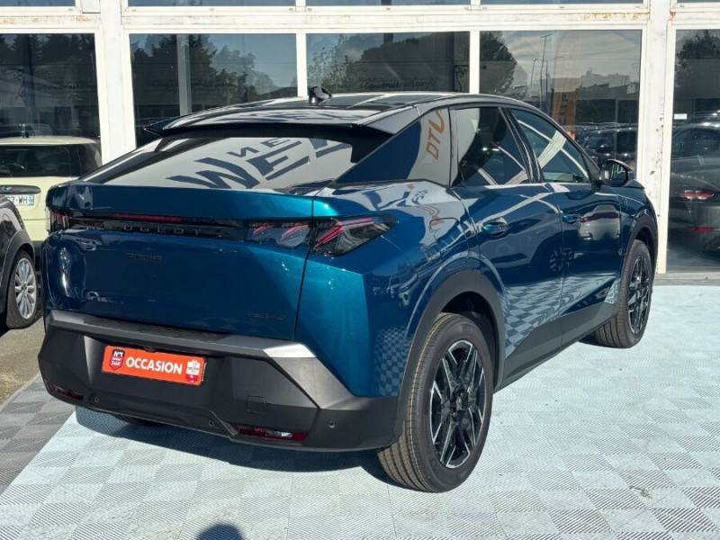Photo 3 de l'offre de PEUGEOT 3008 HYBRID 145 e-DCS6 GT EXCLUSIVE Alcantara 360° à 34690€ chez Mérignac auto