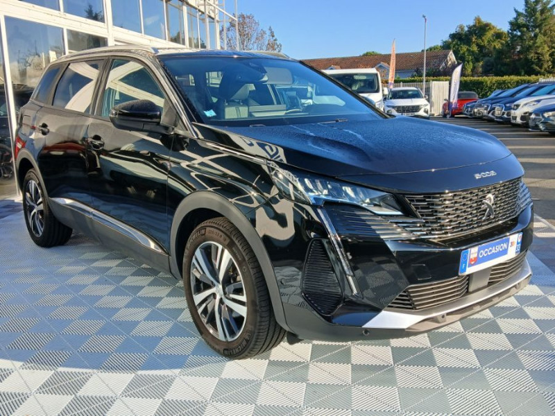 Photo 3 de l'offre de PEUGEOT 5008 II 1.5 BlueHDi 130 EAT8 ALLURE PACK 7PL Hayon EL. SC 1ère Main à 23450€ chez Mérignac auto