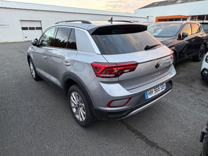 Photo 2 de l'offre de VOLKSWAGEN T-ROC 2.0 TDI 150 DSG STYLE EDITION 1ère Main à 31950€ chez Mérignac auto