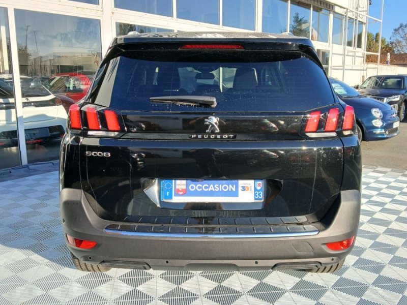 Photo 10 de l'offre de PEUGEOT 5008 II 1.5 BlueHDi 130 EAT8 ALLURE PACK 7PL Hayon EL. SC 1ère Main à 23450€ chez Mérignac auto