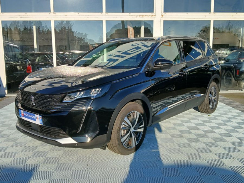 Photo 1 de l'offre de PEUGEOT 5008 II 1.5 BlueHDi 130 EAT8 ALLURE PACK 7PL Hayon EL. SC 1ère Main à 23450€ chez Mérignac auto