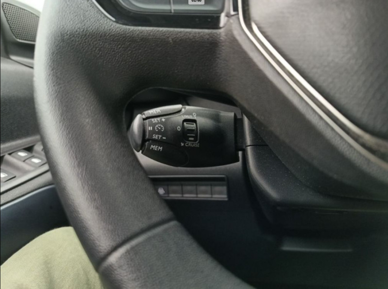 Photo 20 de l'offre de PEUGEOT RIFTER XL LONG 1.5 BlueHDi 130 EAT8 ALLURE Equipé TPMR 6PL à 35500€ chez Mérignac auto