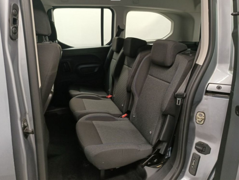 Photo 6 de l'offre de PEUGEOT RIFTER XL LONG 1.5 BlueHDi 130 EAT8 ALLURE Equipé TPMR 6PL à 35500€ chez Mérignac auto