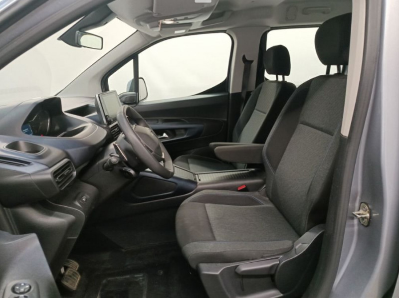 Photo 13 de l'offre de PEUGEOT RIFTER XL LONG 1.5 BlueHDi 130 EAT8 ALLURE Equipé TPMR 6PL à 35500€ chez Mérignac auto