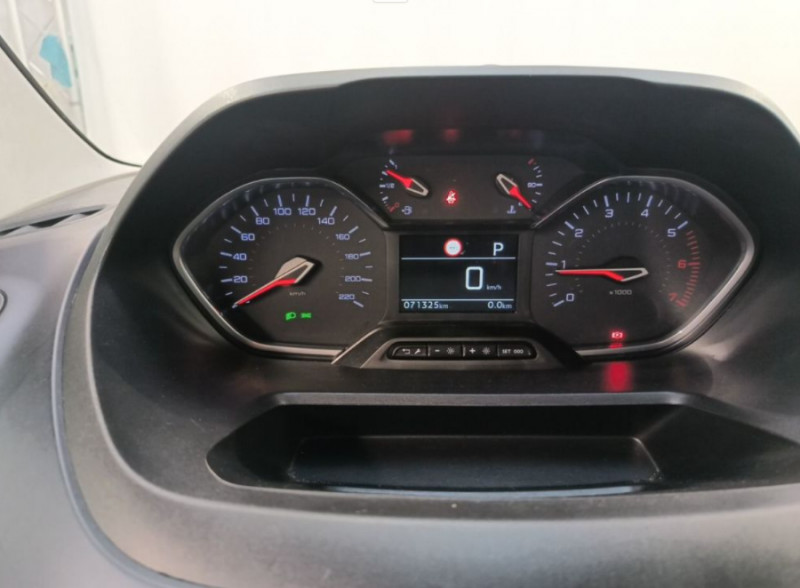 Photo 22 de l'offre de PEUGEOT RIFTER XL LONG 1.5 BlueHDi 130 EAT8 ALLURE Equipé TPMR 6PL à 32900€ chez Mérignac auto
