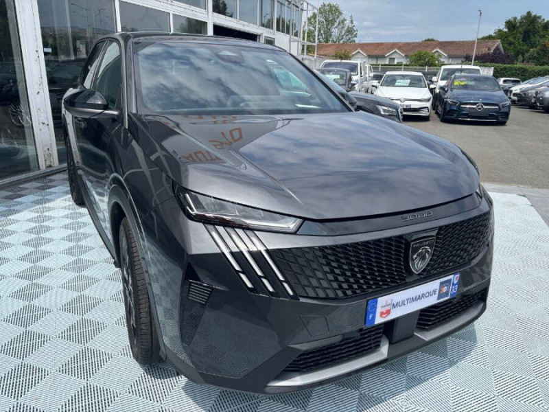 Photo 2 de l'offre de PEUGEOT 3008 HYBRID 145 e-DCS6 ALLURE Panoramic Pack à 31450€ chez Mérignac auto