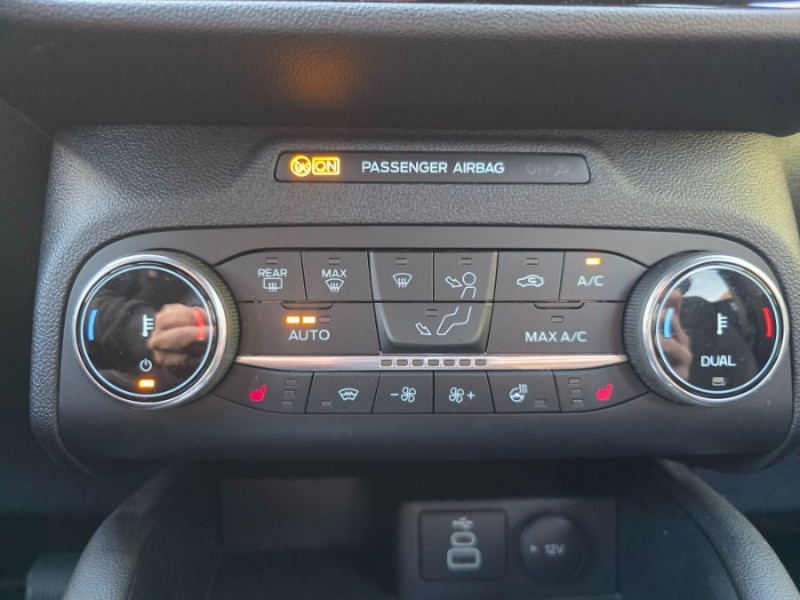 Photo 26 de l'offre de FORD KUGA 2.0 ECOBLUE D 120 BVA8 ST LINE X 360° Attel. Options... à 25950€ chez Mérignac auto