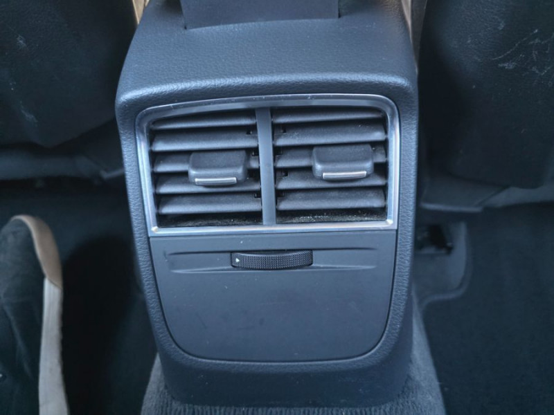 Photo 30 de l'offre de AUDI A3 SPORTBACK BERLINE 30 TDI 116 S Tronic 7 SPORT 4P GPS Xénon Plus SC JA17 à 19950€ chez Mérignac auto
