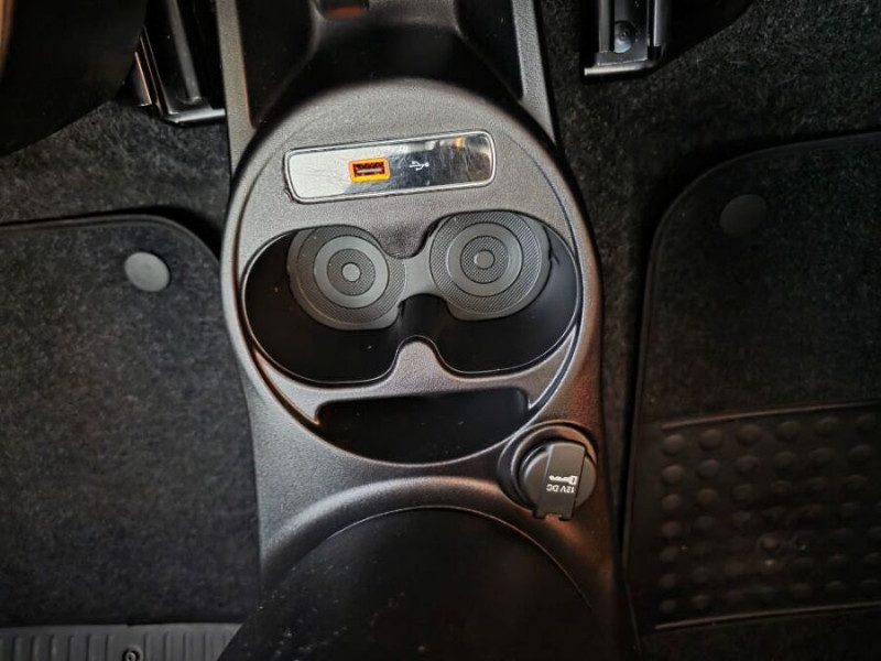 Photo 20 de l'offre de FIAT 500 1.2 69 Dualogic STAR TOIT Pano JA16 CarPlay à 12850€ chez Mérignac auto