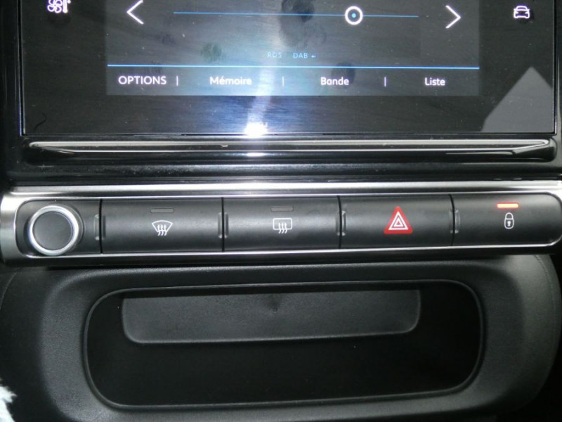 Photo 28 de l'offre de CITROEN C3 III 1.2 PureTech 83 MAX SHINE JA16 à 12950€ chez Mérignac auto
