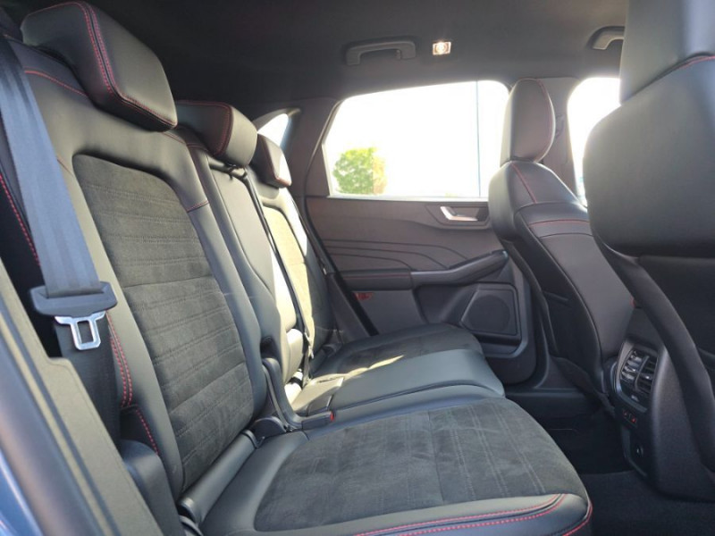 Photo 5 de l'offre de FORD KUGA 2.0 ECOBLUE D 120 BVA8 ST LINE X 360° Attel. Options... à 25950€ chez Mérignac auto
