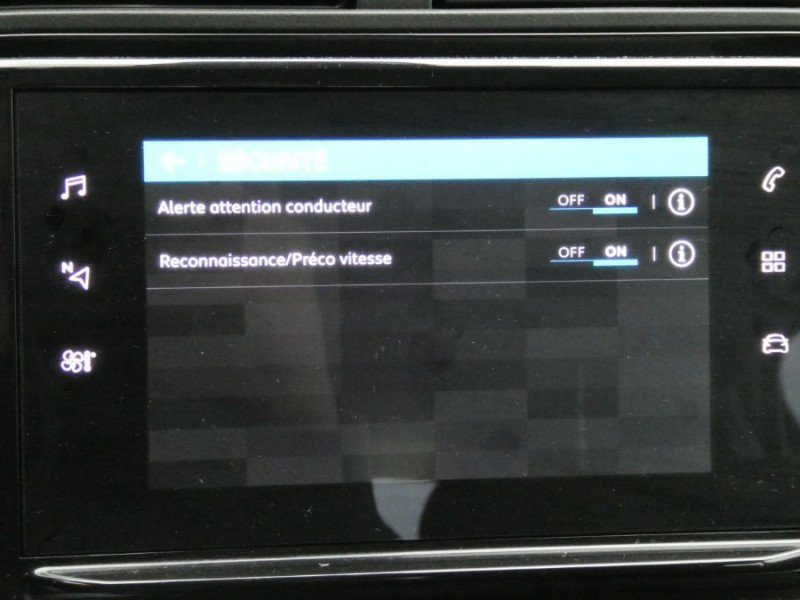 Photo 21 de l'offre de CITROEN C3 III 1.2 PureTech 83 MAX SHINE JA16 à 12950€ chez Mérignac auto