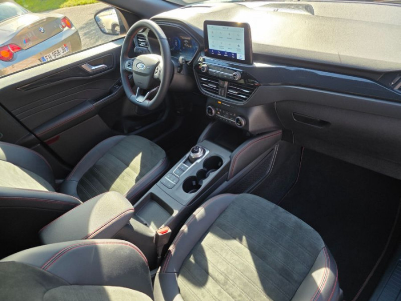Photo 20 de l'offre de FORD KUGA 2.0 ECOBLUE D 120 BVA8 ST LINE X 360° Attel. Options... à 25950€ chez Mérignac auto