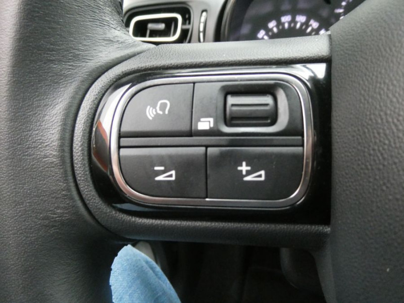 Photo 23 de l'offre de CITROEN C3 III 1.2 PureTech 83 MAX SHINE JA16 à 12950€ chez Mérignac auto