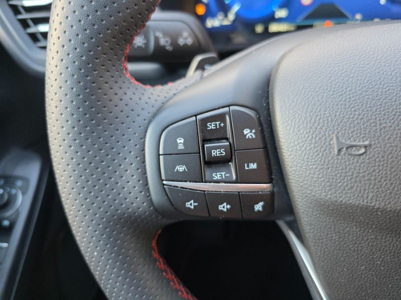 Photo 24 de l'offre de FORD KUGA 2.0 ECOBLUE D 120 BVA8 ST LINE X 360° Attel. Options... à 25950€ chez Mérignac auto