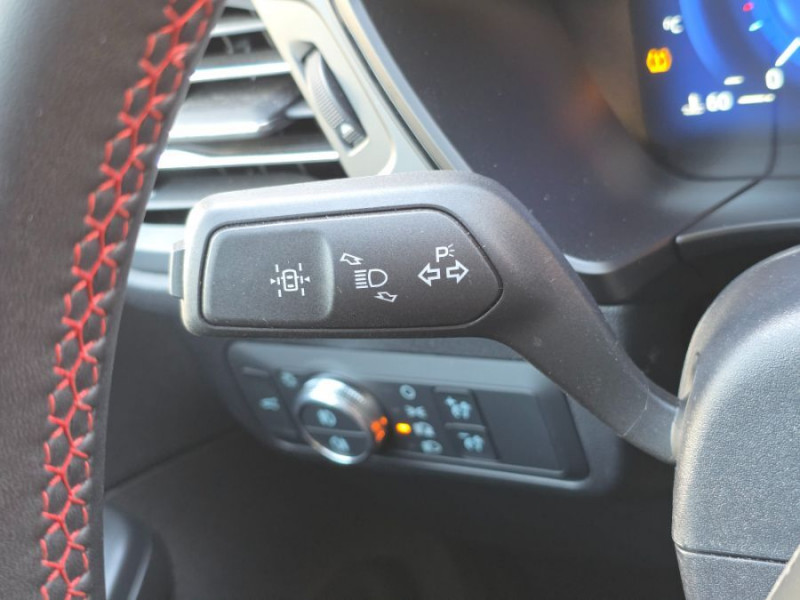 Photo 33 de l'offre de FORD KUGA 2.0 ECOBLUE D 120 BVA8 ST LINE X 360° Attel. Options... à 25950€ chez Mérignac auto