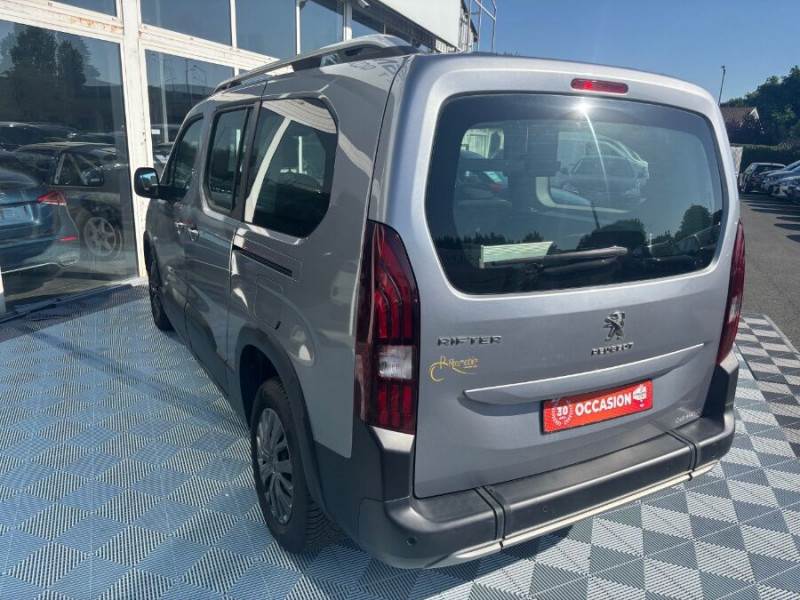 Photo 7 de l'offre de PEUGEOT RIFTER XL LONG 1.5 BlueHDi 130 EAT8 ALLURE Equipé TPMR 6PL à 32900€ chez Mérignac auto