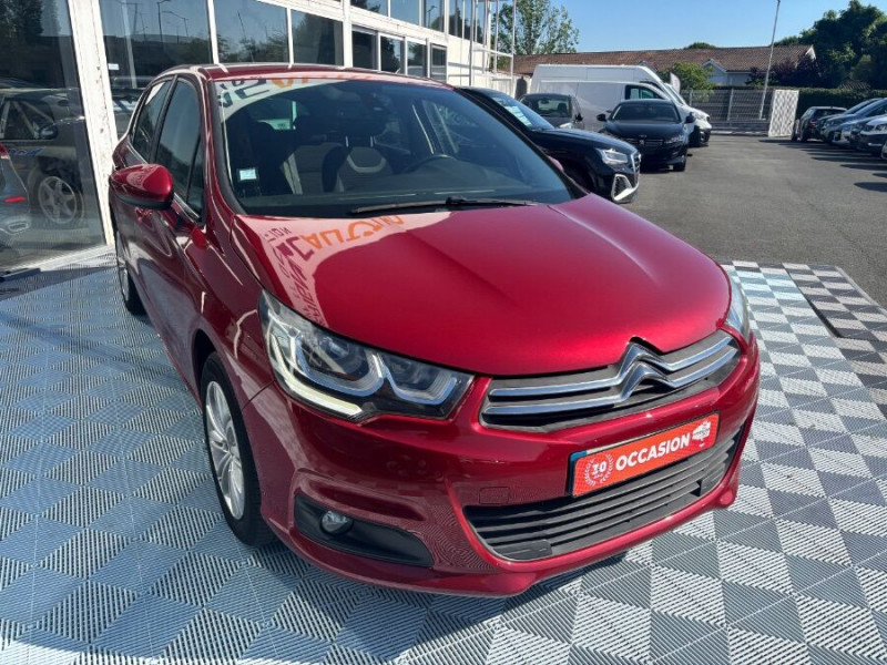 Photo 2 de l'offre de CITROEN C4 1.2 PureTech 110 FEEL CLIM Auto Radar Bluetooth à 9950€ chez Mérignac auto