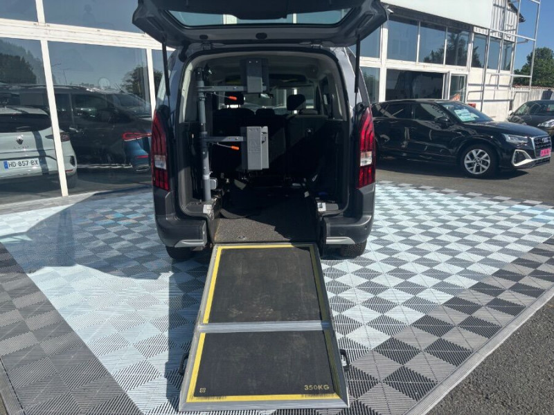 Photo 27 de l'offre de PEUGEOT RIFTER XL LONG 1.5 BlueHDi 130 EAT8 ALLURE Equipé TPMR 6PL à 32900€ chez Mérignac auto