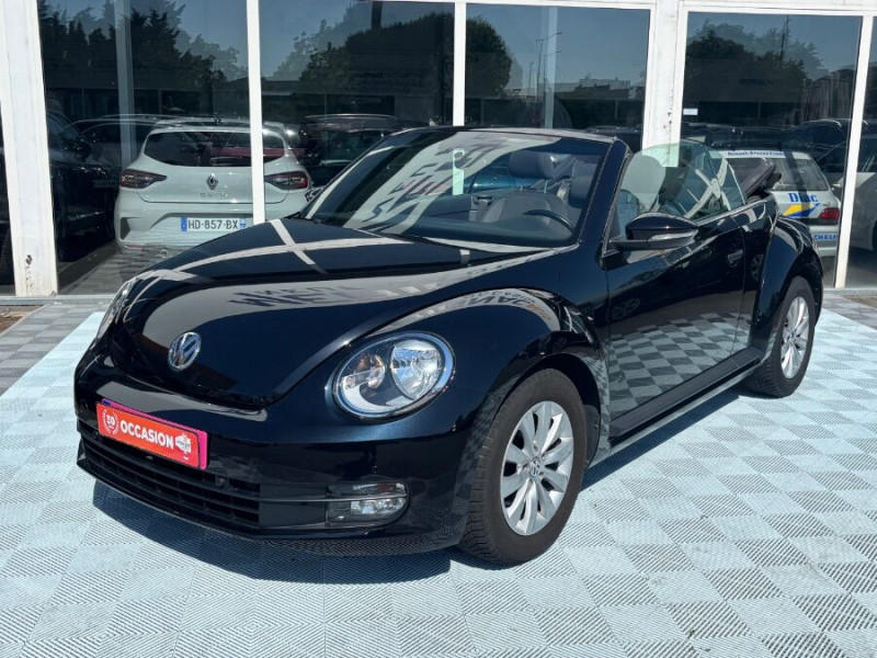 Photo 1 de l'offre de VOLKSWAGEN COCCINELLE CABRIOLET 1.2 TSI 105 BVM6 GPS Radars à 15950€ chez Mérignac auto