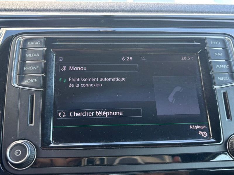 Photo 17 de l'offre de VOLKSWAGEN COCCINELLE CABRIOLET 1.2 TSI 105 BVM6 GPS Radars à 15950€ chez Mérignac auto