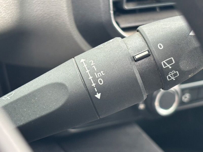 Photo 17 de l'offre de PEUGEOT RIFTER 1.2 PureTech 110 BVM6 ACTIVE GPS Bluetooth Attel. à 18950€ chez Mérignac auto