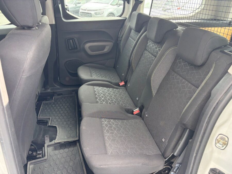 Photo 17 de l'offre de PEUGEOT RIFTER XL LONG 1.5 BlueHDi 100 ACTIVE 5PL Radars à 19950€ chez Mérignac auto