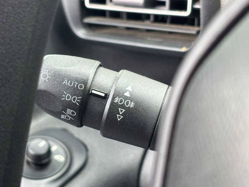 Photo 22 de l'offre de PEUGEOT RIFTER XL LONG 1.5 BlueHDi 100 ACTIVE 5PL Radars à 19950€ chez Mérignac auto