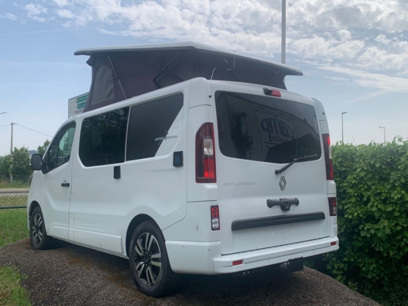 Photo 9 de l'offre de RENAULT TRAFIC VAN ANTILOPE VAN Aménagé FLEX PLUS 2.0 DCi 150 EAG9 L1 CONFORT 4PL JA17 Attel+Pte Vélo Dispo 08.26 à 58300€ chez Mérignac auto