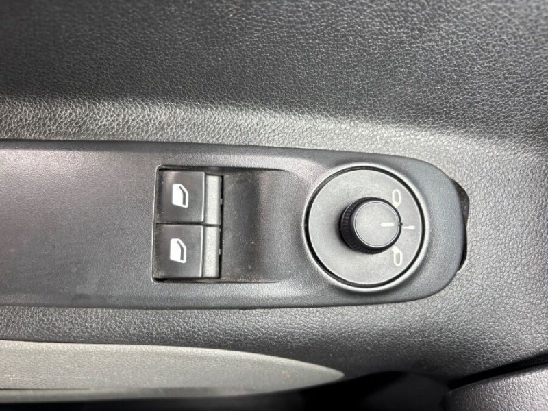 Photo 28 de l'offre de PEUGEOT RIFTER XL LONG 1.5 BlueHDi 100 ACTIVE 5PL Radars à 19950€ chez Mérignac auto