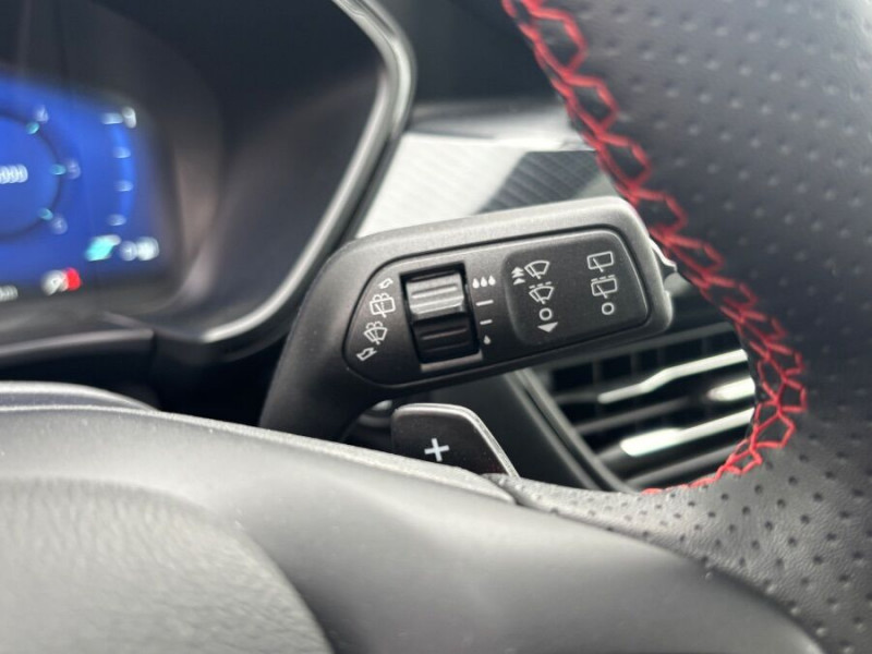 Photo 18 de l'offre de FORD KUGA 2.0 ECOBLUE D 120 BVA8 ST LINE X TOE 360° Attel. Options... à 26890€ chez Mérignac auto