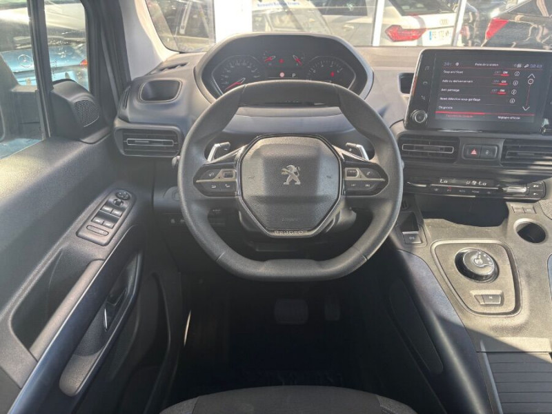 Photo 7 de l'offre de PEUGEOT RIFTER XL LONG 1.5 BlueHDi 130 EAT8 ALLURE Equipé TPMR 6PL en TVA à 32900€ chez Mérignac auto