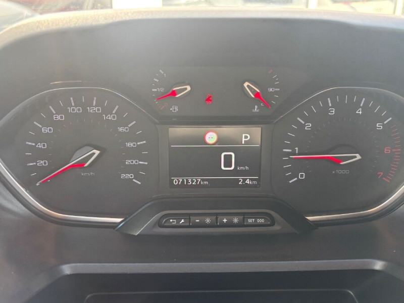 Photo 18 de l'offre de PEUGEOT RIFTER XL LONG 1.5 BlueHDi 130 EAT8 ALLURE Equipé TPMR 6PL en TVA à 32900€ chez Mérignac auto
