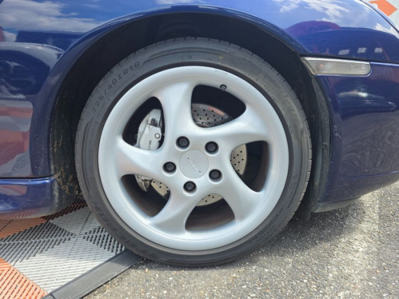 Photo 12 de l'offre de PORSCHE 911 996 3.4 300cv Tiptronic CARRERA 4 TOE Carnet à 28500€ chez Mérignac auto