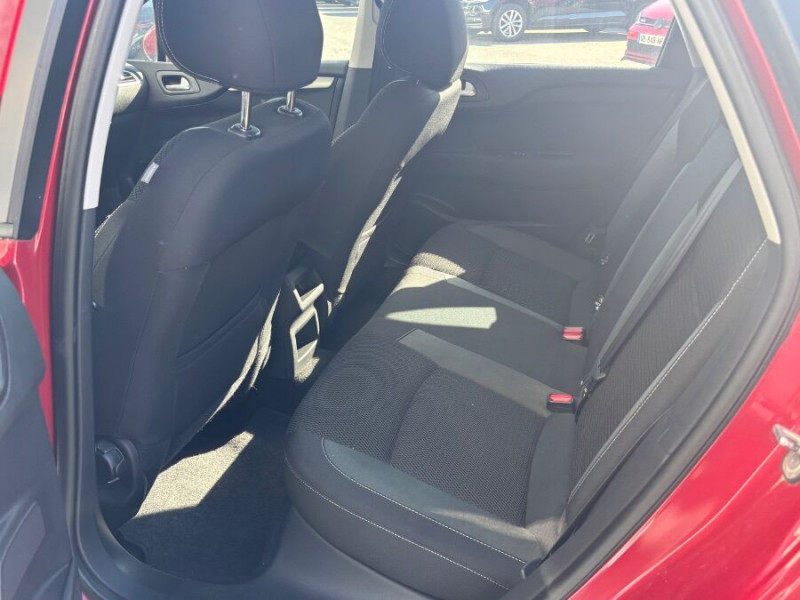 Photo 14 de l'offre de CITROEN C4 1.2 PureTech 110 FEEL CLIM Auto Radar Bluetooth à 9950€ chez Mérignac auto