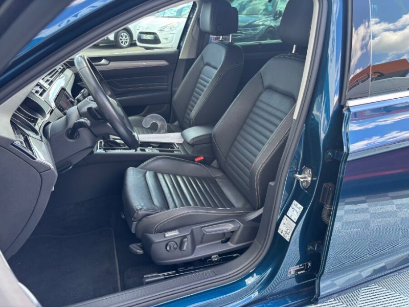 Photo 5 de l'offre de VOLKSWAGEN PASSAT SW VIII 1.5 TSI 150 DSG7 STYLE BUSINESS CUIR GPS ACC Hayon EL. 1ère Main à 28900€ chez Mérignac auto