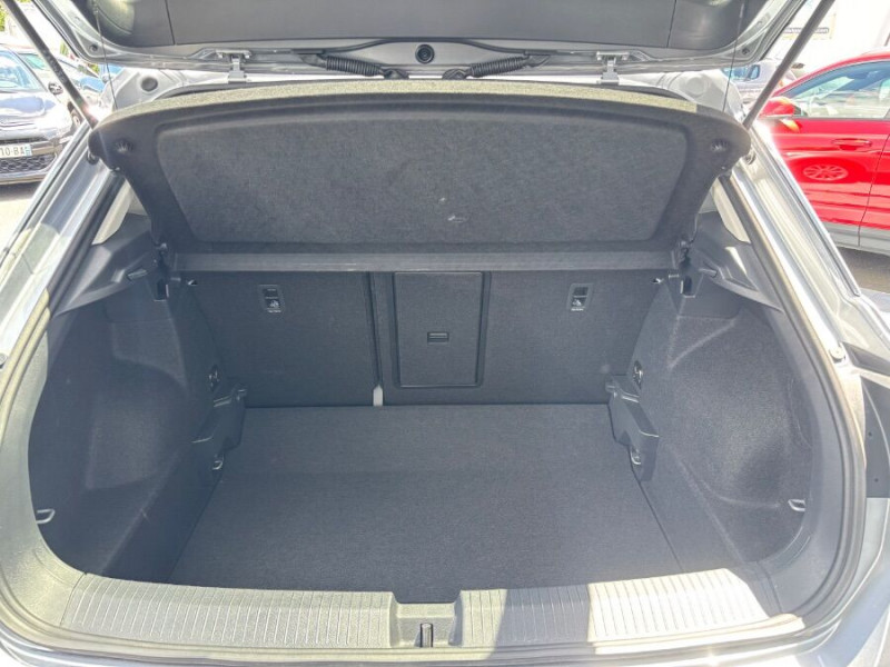 Photo 13 de l'offre de VOLKSWAGEN T-ROC 2.0 TDI 150 DSG STYLE EDITION Caméra Key Less 1ère Main à 31950€ chez Mérignac auto