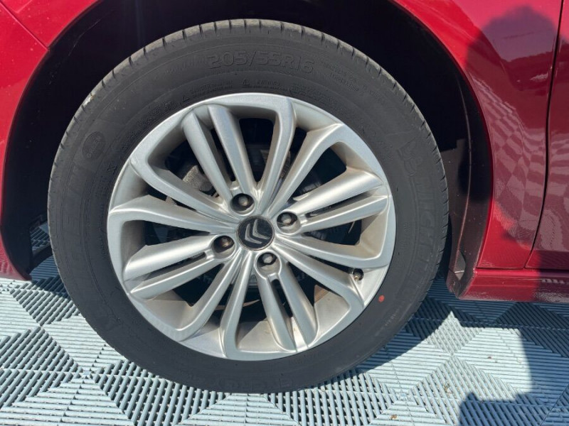Photo 12 de l'offre de CITROEN C4 1.2 PureTech 110 FEEL CLIM Auto Radar Bluetooth à 9950€ chez Mérignac auto
