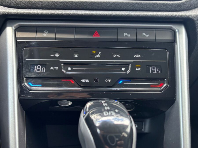 Photo 33 de l'offre de VOLKSWAGEN T-ROC 2.0 TDI 150 DSG STYLE EDITION Caméra Key Less 1ère Main à 31950€ chez Mérignac auto