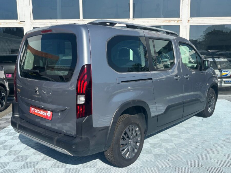 Photo 9 de l'offre de PEUGEOT RIFTER XL LONG 1.5 BlueHDi 130 EAT8 ALLURE Equipé TPMR 6PL en TVA à 32900€ chez Mérignac auto