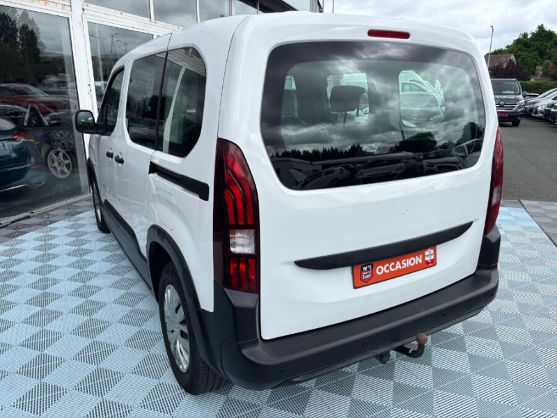 Photo 10 de l'offre de PEUGEOT RIFTER 1.2 PureTech 110 BVM6 ACTIVE GPS Bluetooth Attel. à 18950€ chez Mérignac auto