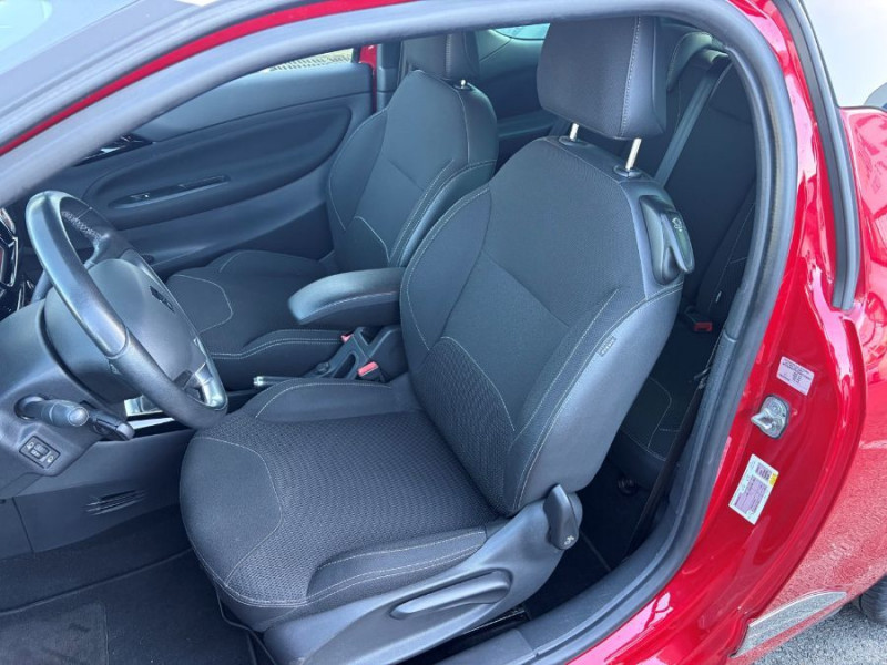 Photo 5 de l'offre de CITROEN DS3 1.6 E-HDI 90 SO CHIC JA16 Radar à 8900€ chez Mérignac auto