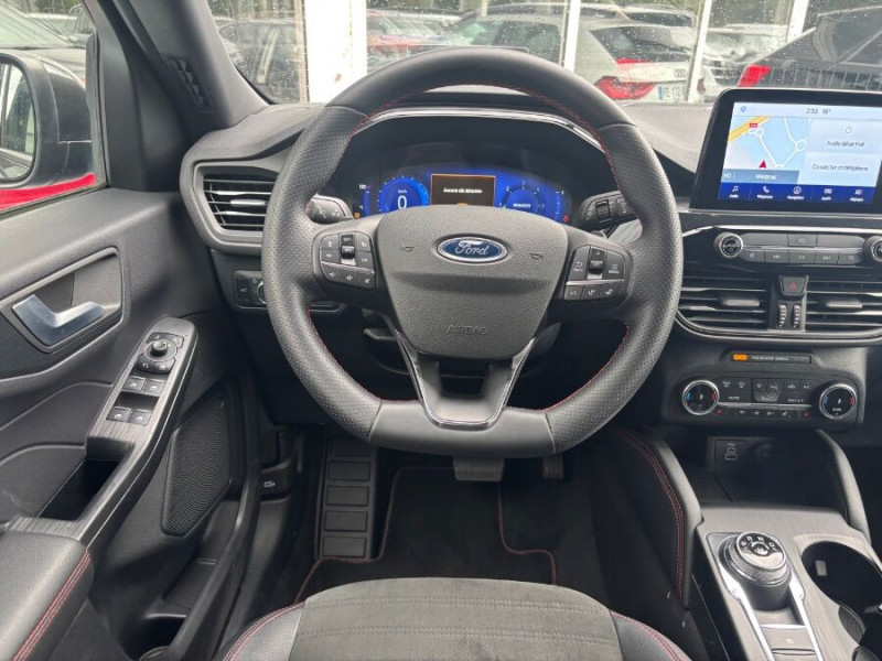 Photo 14 de l'offre de FORD KUGA 2.0 ECOBLUE D 120 BVA8 ST LINE X 360° Attel. Options... à 24950€ chez Mérignac auto